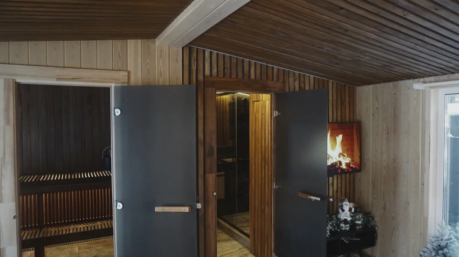 Гостиная в доме Гармония — мягкое освещение