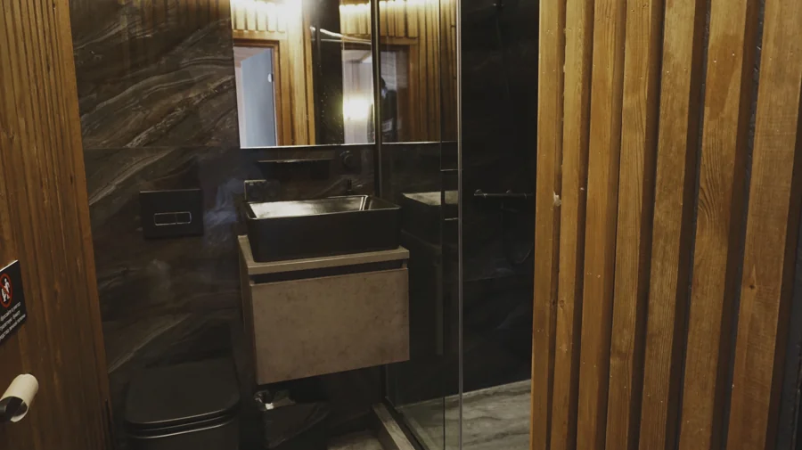 Красивый вид с веранды дома Гармония вечером